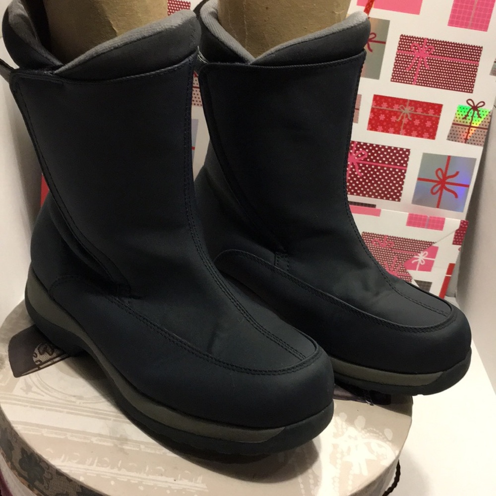 LIke New Lands End Snow Boots. Size 6M